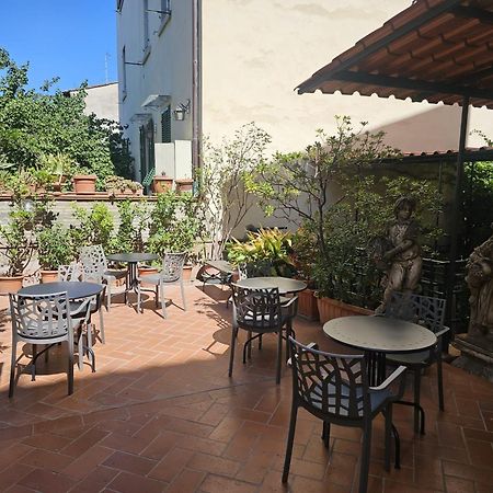 Hotel Guelfa Florenz Exterior foto